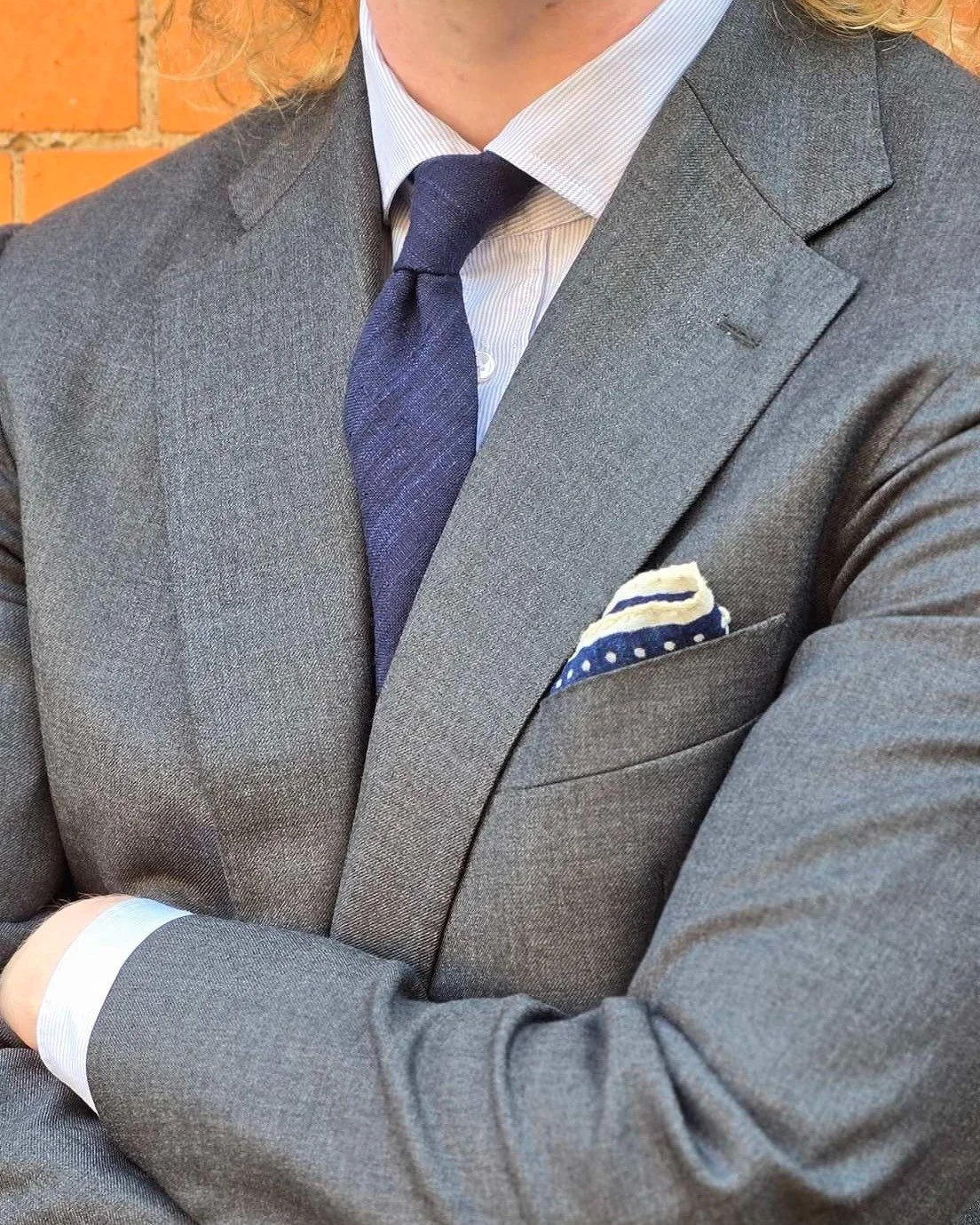 Mid grey, the king of versatile colours,
Ruben is in a mid-weight grey twill from our house @yorkshiretextiles collection, a perfect year-round foundation to a wardrobe.
His scandi, low contrast tones are helped by changing a white shirt into a dus