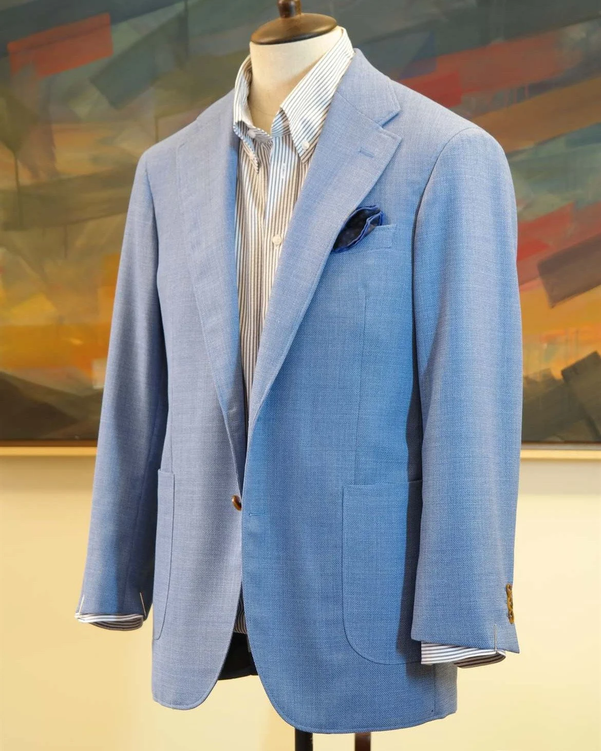 Summer invites comfort and breathability,
We made this emminently wearable #hopsack blazer in @drago_lanificioinbiella  Bluefeel2
The keen eyed will have seen Scott sporting this phenomenal cloth,
 #birmingham #bespoke #BespokeJacket #summerjacket