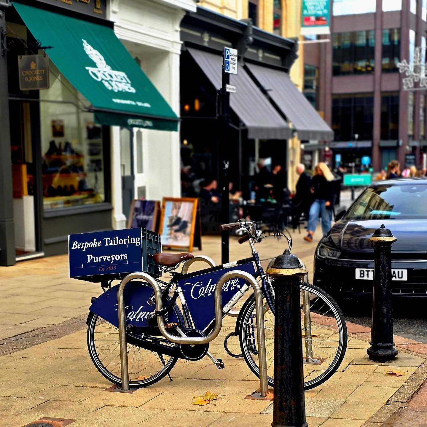 Looking for us, look for the bike

#colmoretailors 
#colmorerow 
#bespoketailors