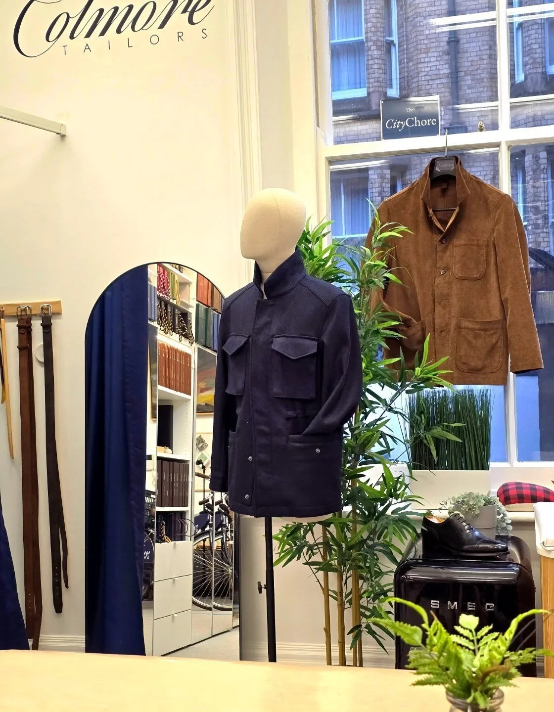 Just finished  the last touches to our new Atelier on #colmorerow in the #colmorebusinessdistrict 

Light, airy and with a touch of frou from.

Come see us at
Imperial &amp; Whitehall
Suite 2.06
23 Colmore Row
B3 2BS

#colmoretailors 
#bespoke
#bespo