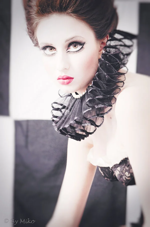 model: Kalina Glowacka MUA: Malgorzata Abramowicz