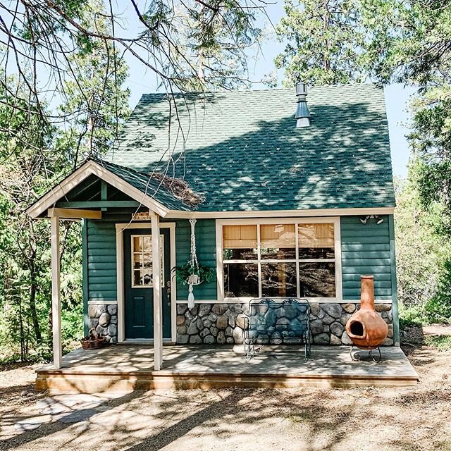 What do you think? This cabin Jason is inspecting today is pretty cool! .
.
.
#mytuolumnecounty 
#coreinspection
#209realestate 
#sonorarealestate 
#homeinspection