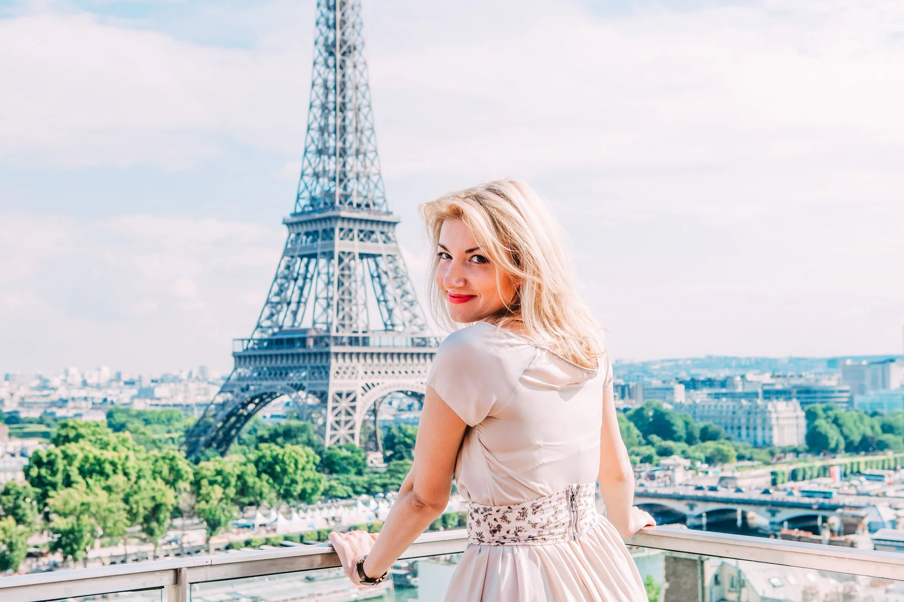 Shangri-La-Photographer-Photoshoot-Birthday.jpg