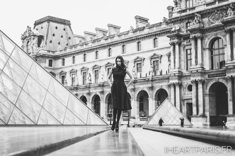 Paris Portrait Photographer Fashion Designer Louvre Pyramid