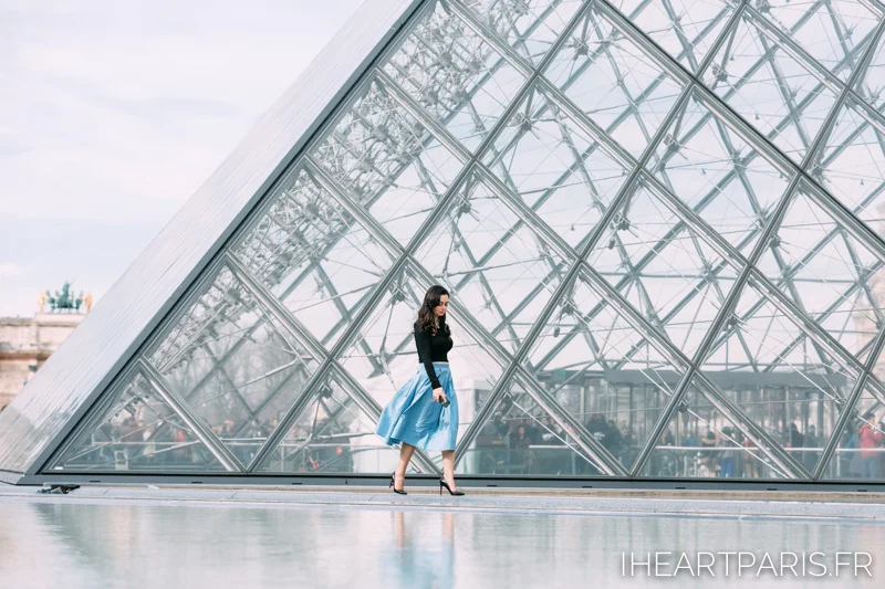 Paris-Photographer-Street-Style-Louvre-IheartParisfr