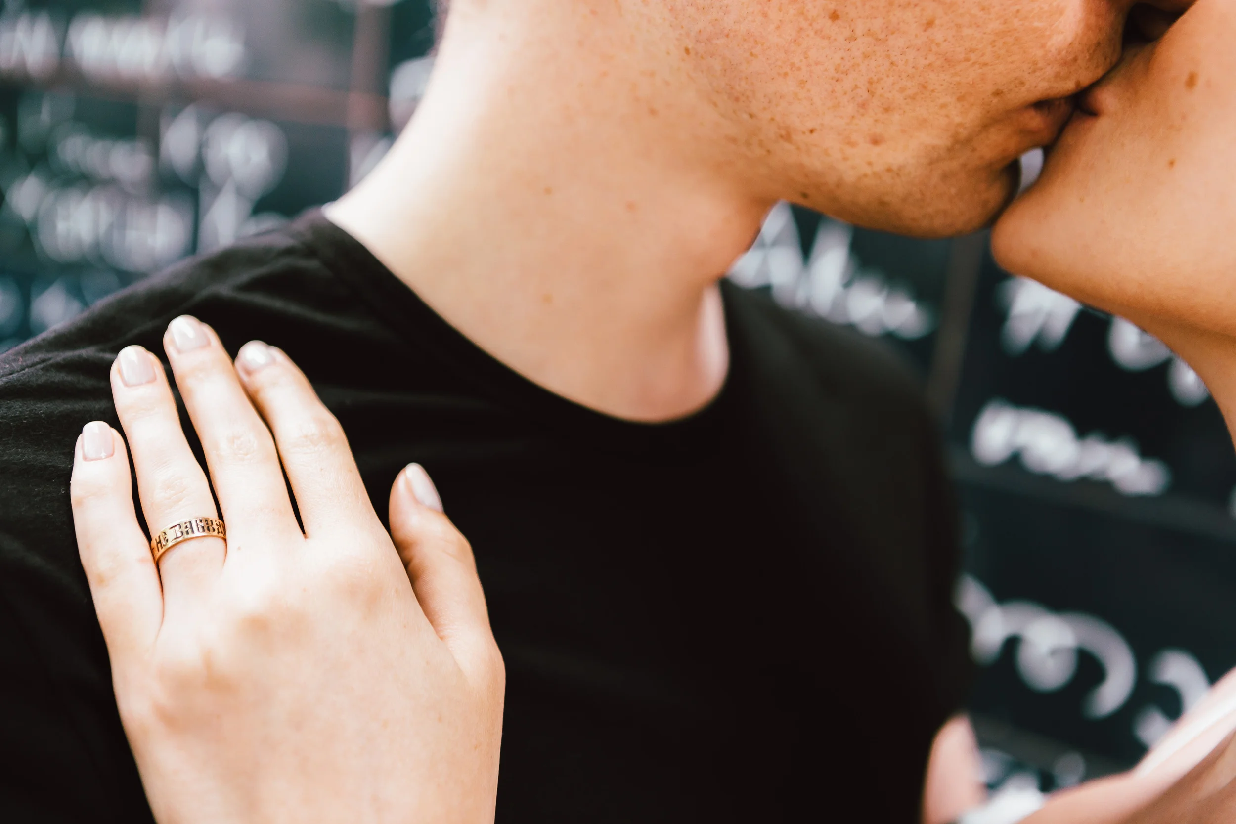 Photographer in Paris, Montmartre, Lovestory, kiss, iheartparisfr