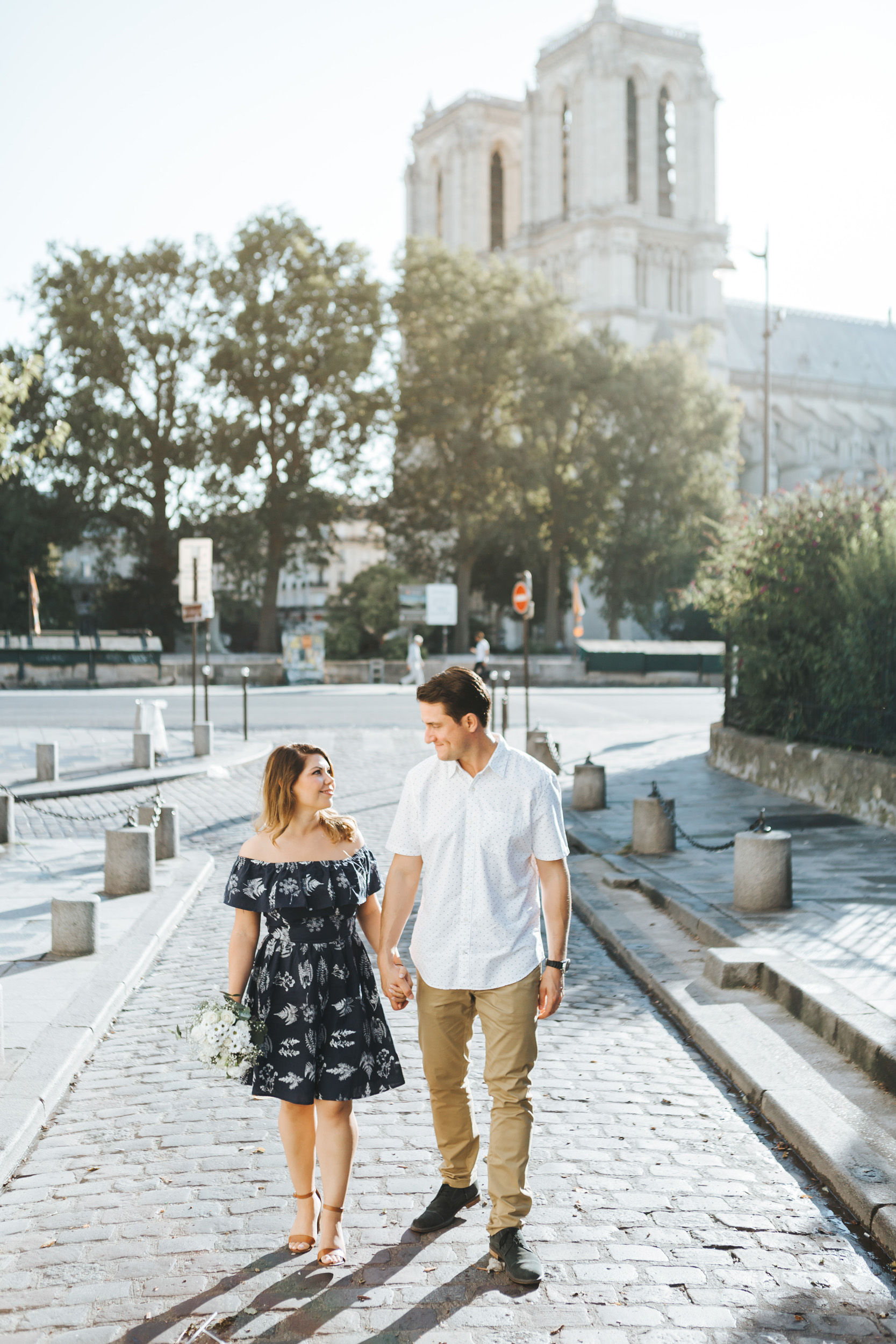 Paris Photographer Couple Session Love Story Notre Dame Sunrise Flowers Anniversary