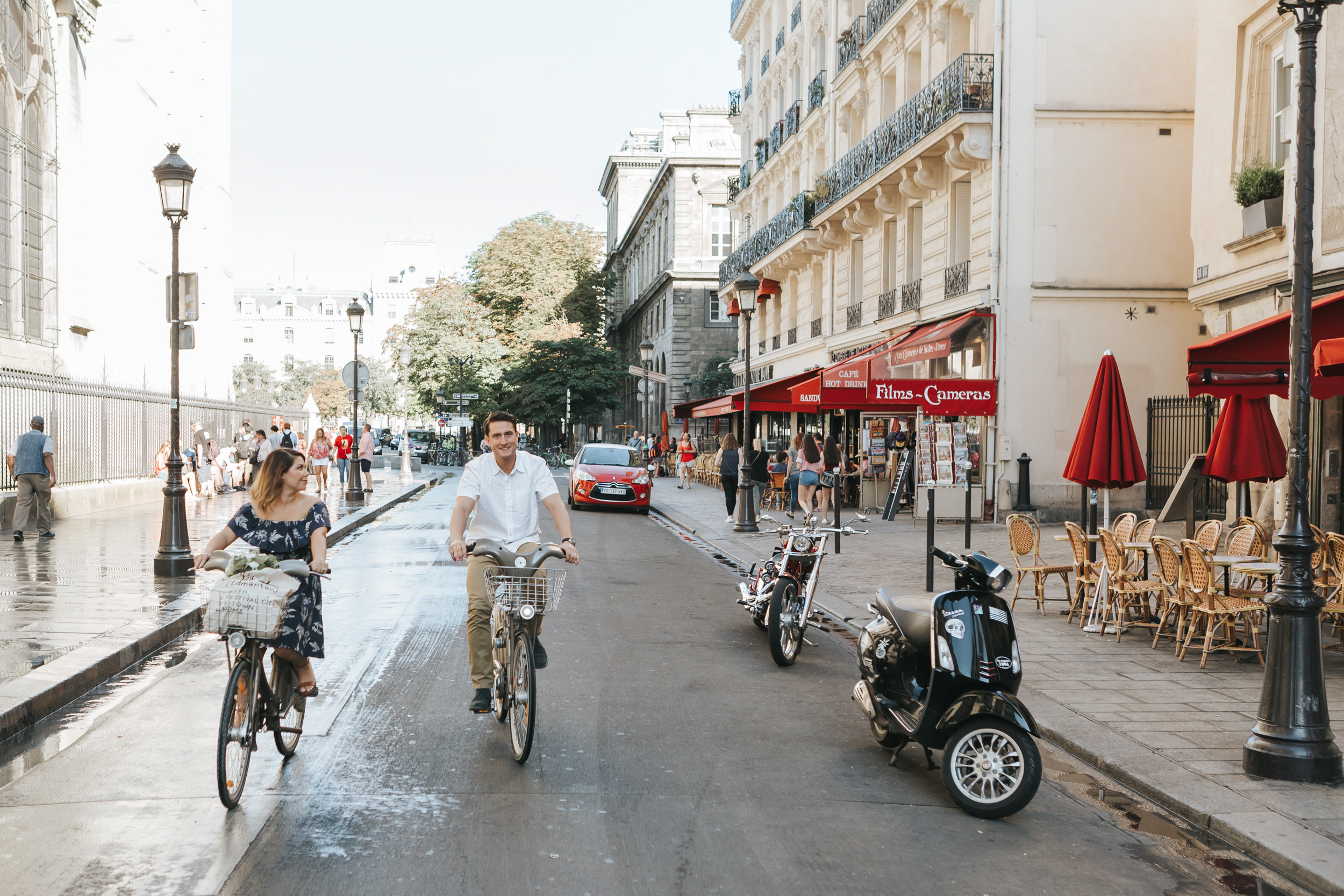 Photographer in Paris Couple Session Love Story Notre Dame Sunrise Flowers Anniversary Velib bicycle