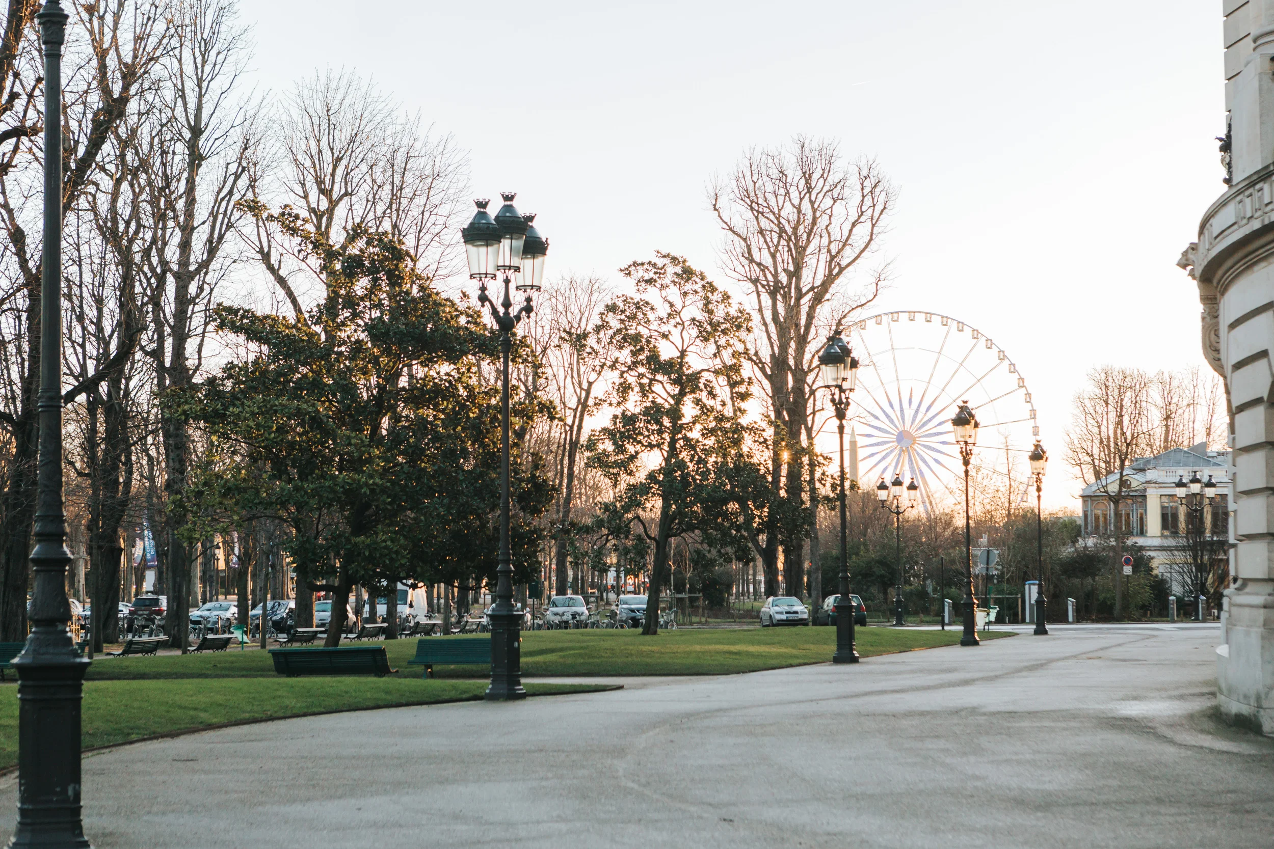Sunrise view of winter in Paris captured by Paris Photographer Federico Guendel IheartParis www.iheartparis.fr