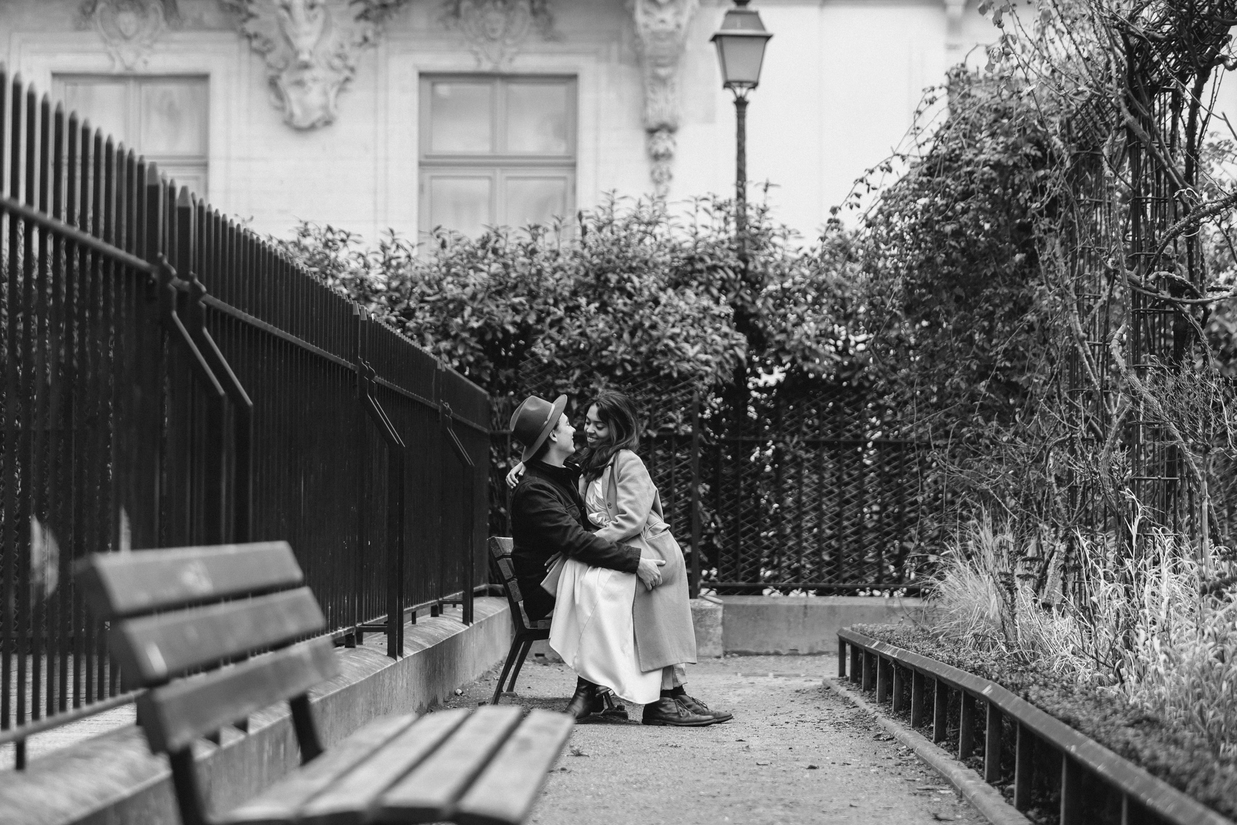 Couple session fine art portrait of The Mango Market photo duo captured by Paris Photographer Federico Guendel IheartParis www.iheartparis.fr