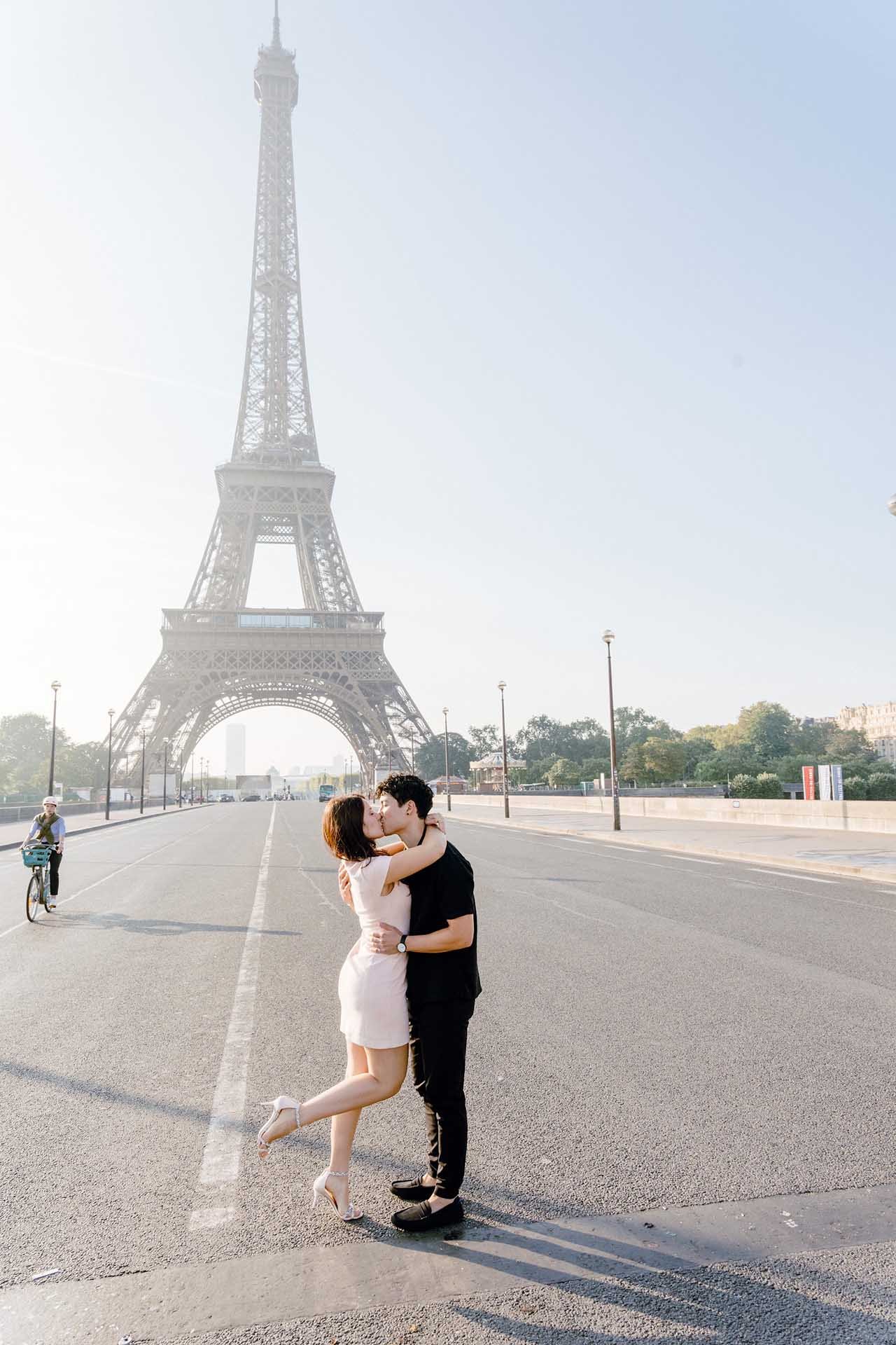 Romantic Kiss in front of Eiffel Tower in Paris Engagement Photoshoot 