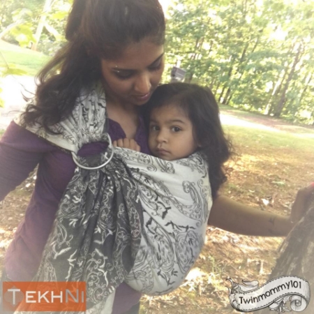 Tekhni Nymphai Tuxedo Ring Sling