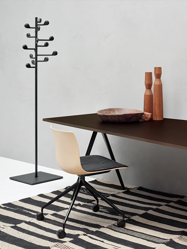 Arper_Catifa53_MarcoCovi_chair_V39_trestle-fixed_polypropylene_seat-chishion_2055.jpg