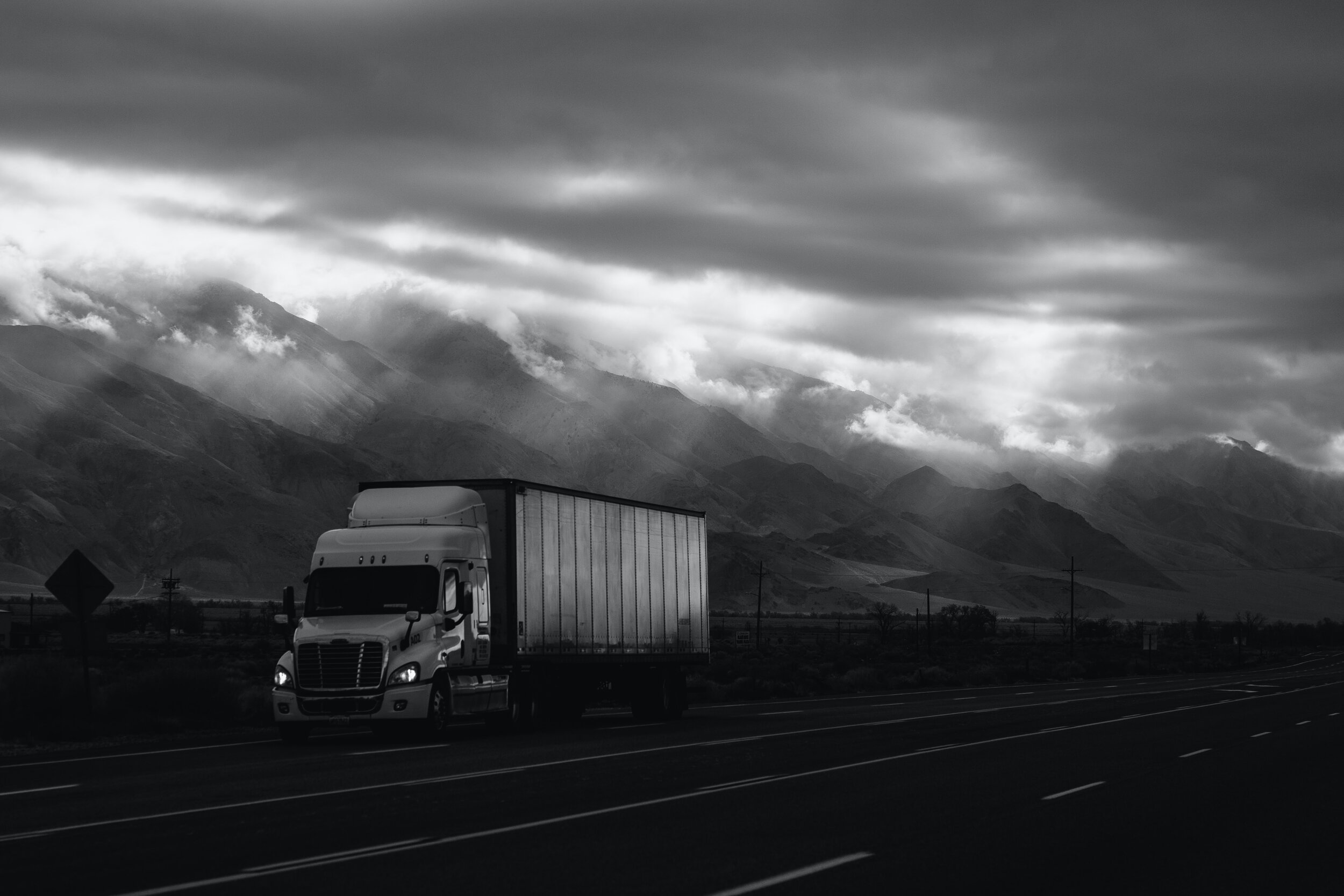 Indie Trucking Could Be Changed By New Rule By Department Of Labor