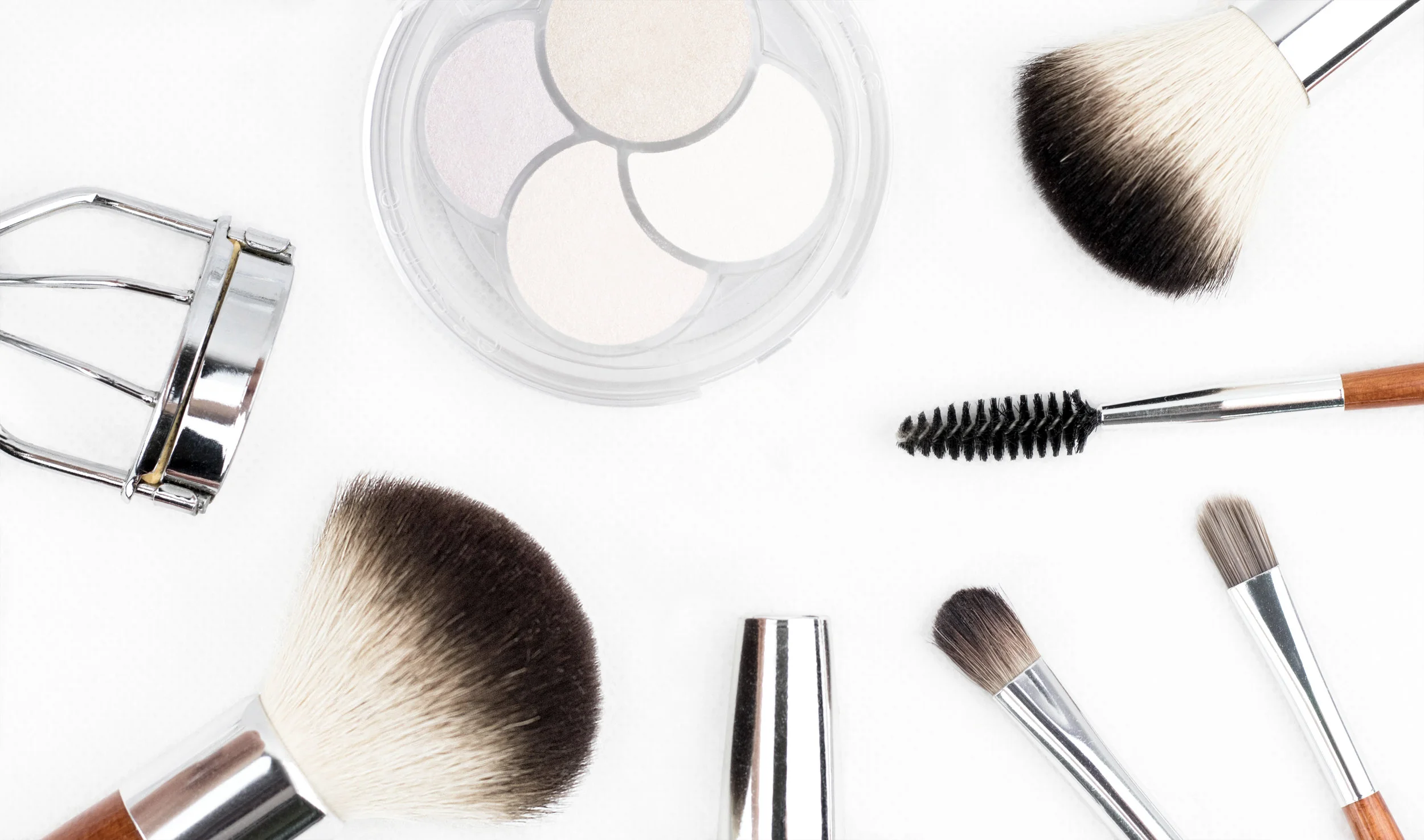 makeup-wedding-kit.jpeg