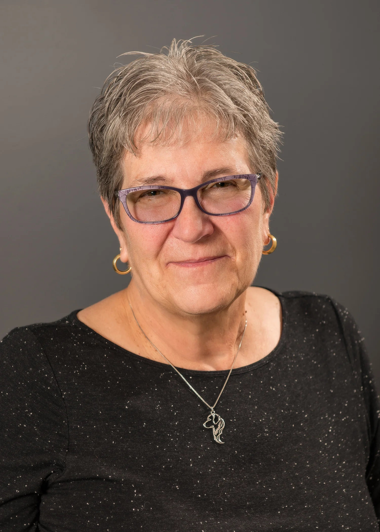 Vickie Kukulski, LCSW, Therapist Children (ages 3 to 12) and their Parents. Specializing in “play therapy” to help our youngest clients work through problems in age-appropriate ways. More than 20 years experience helping families with young children achieve more peaceful home lives. Currently accepting new clients. Call intake at 847-549-2235.