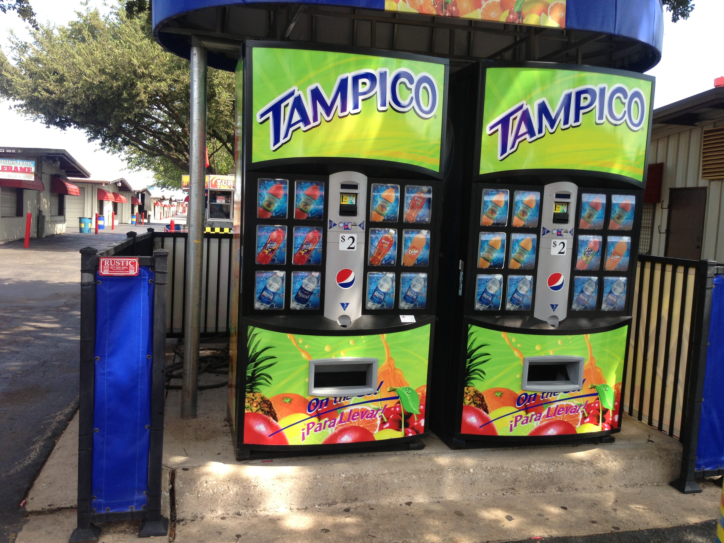 tampicoVending.jpg