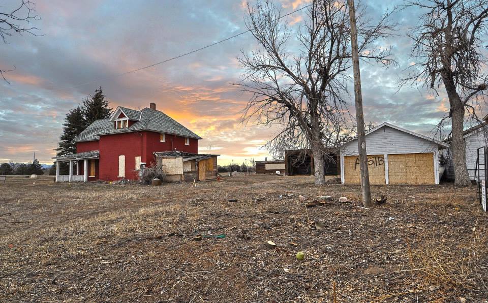 Historic Jessup Farm (Farmhouse at Jessup Farm and Lucky 27 Barbershop)