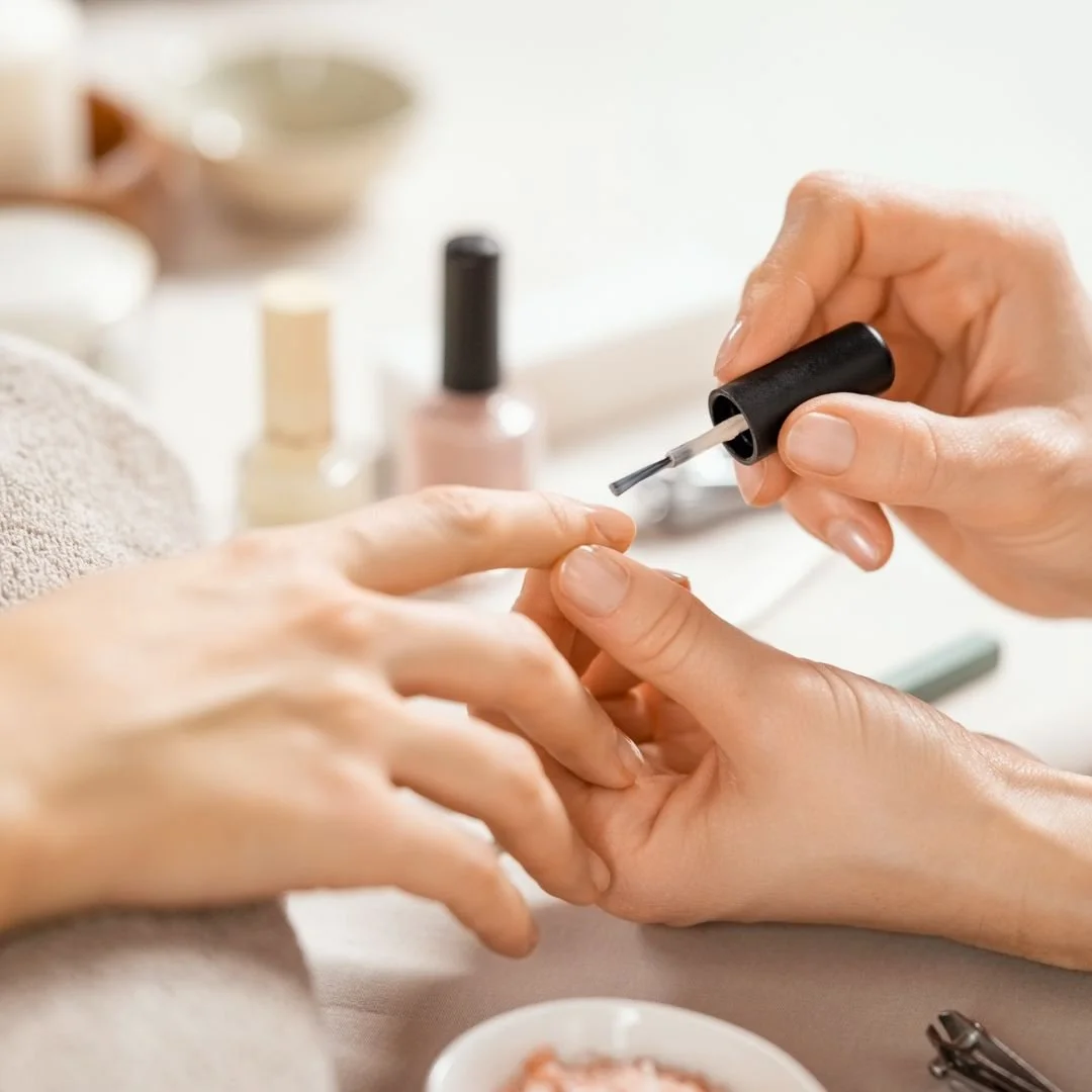Break a nail? Need a new color? 💅

THE TEN SPOT&reg; is a one-stop beauty bar making self-care accessible, fun, and fabulous. From manis &amp; pedis to waxing, facials, lash lifts, brow laminations, and more, we combine the best of salon + spa servi
