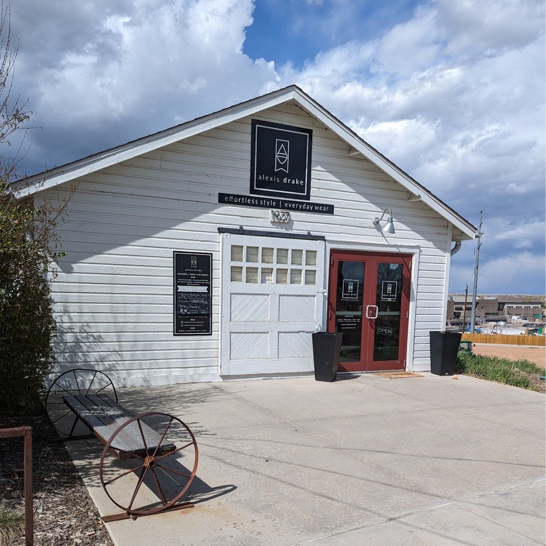 Your perfect day at Jessup Farm. ✨🍸

Browse leather pieces at @wearalexisdrake, where every item is carefully created to last.

Then head to @sugarbeetsaloon_jessupfarm to unwind. Handcrafted cocktails, a welcoming vibe, and just the right energy ma