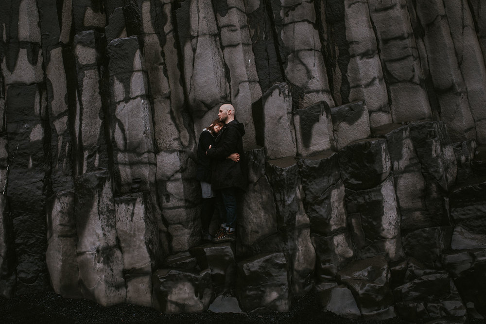 Hochzeitsfotograf-Island-Heidelberg-Mannheim-Wedding-Couple-Black-Beach-56