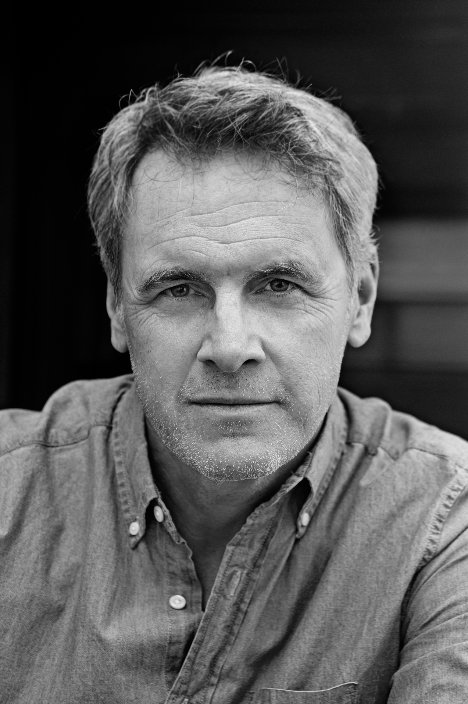 Marc_Moses_by_ClaudeHilde_Z_sw_1552-x-2.jpg