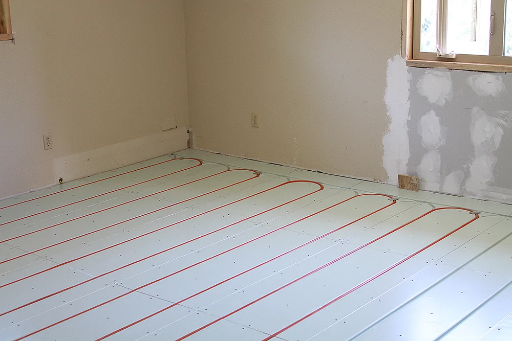 Warmboard-R_tubing.JPG