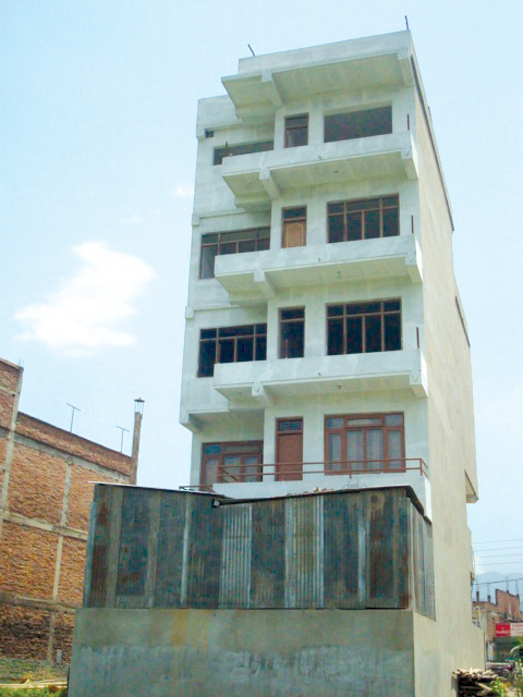 Building 7.jpg
