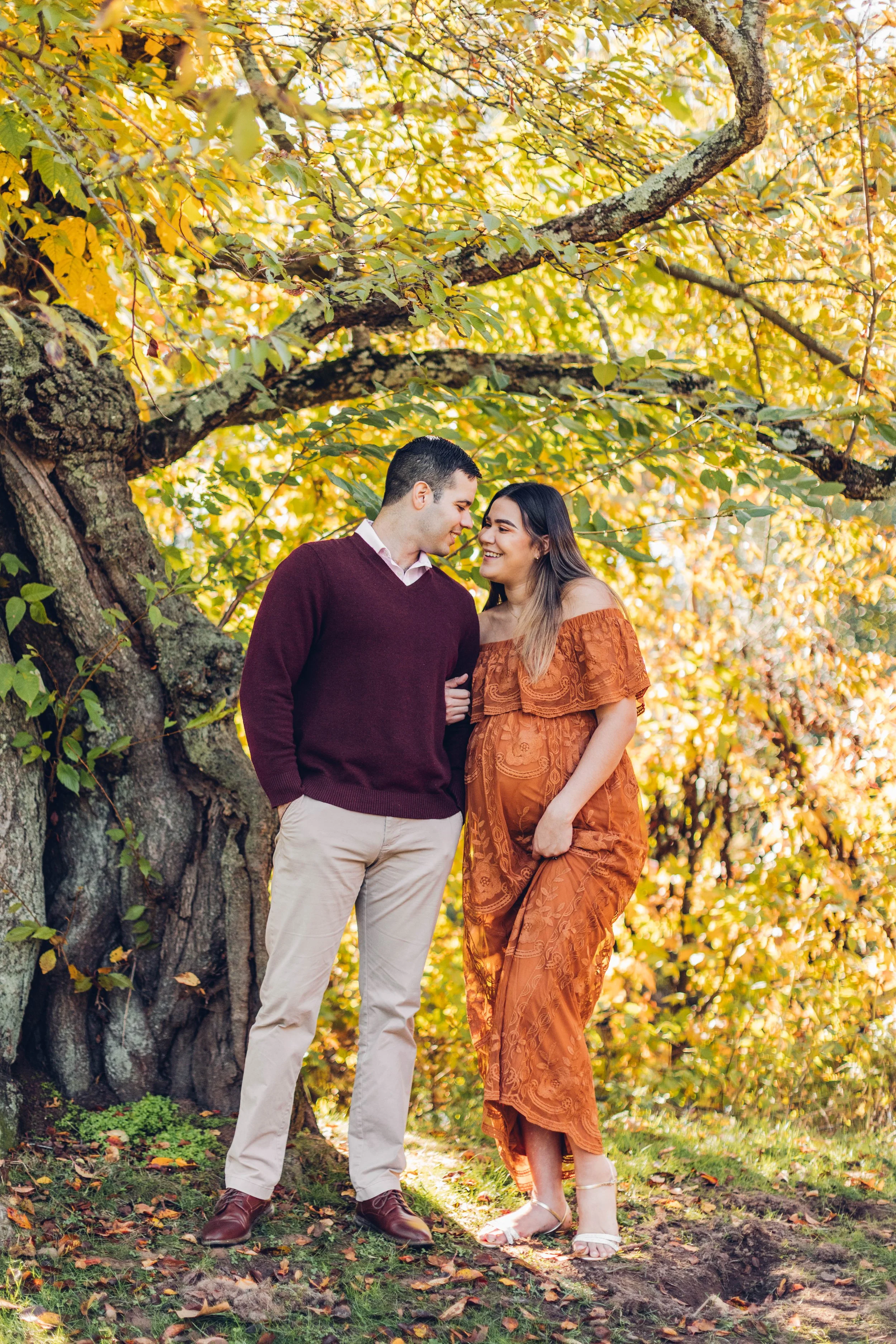 Laura&Angelo_MaternityShoot_Brielle_ETSchindlerPhoto_06.jpg