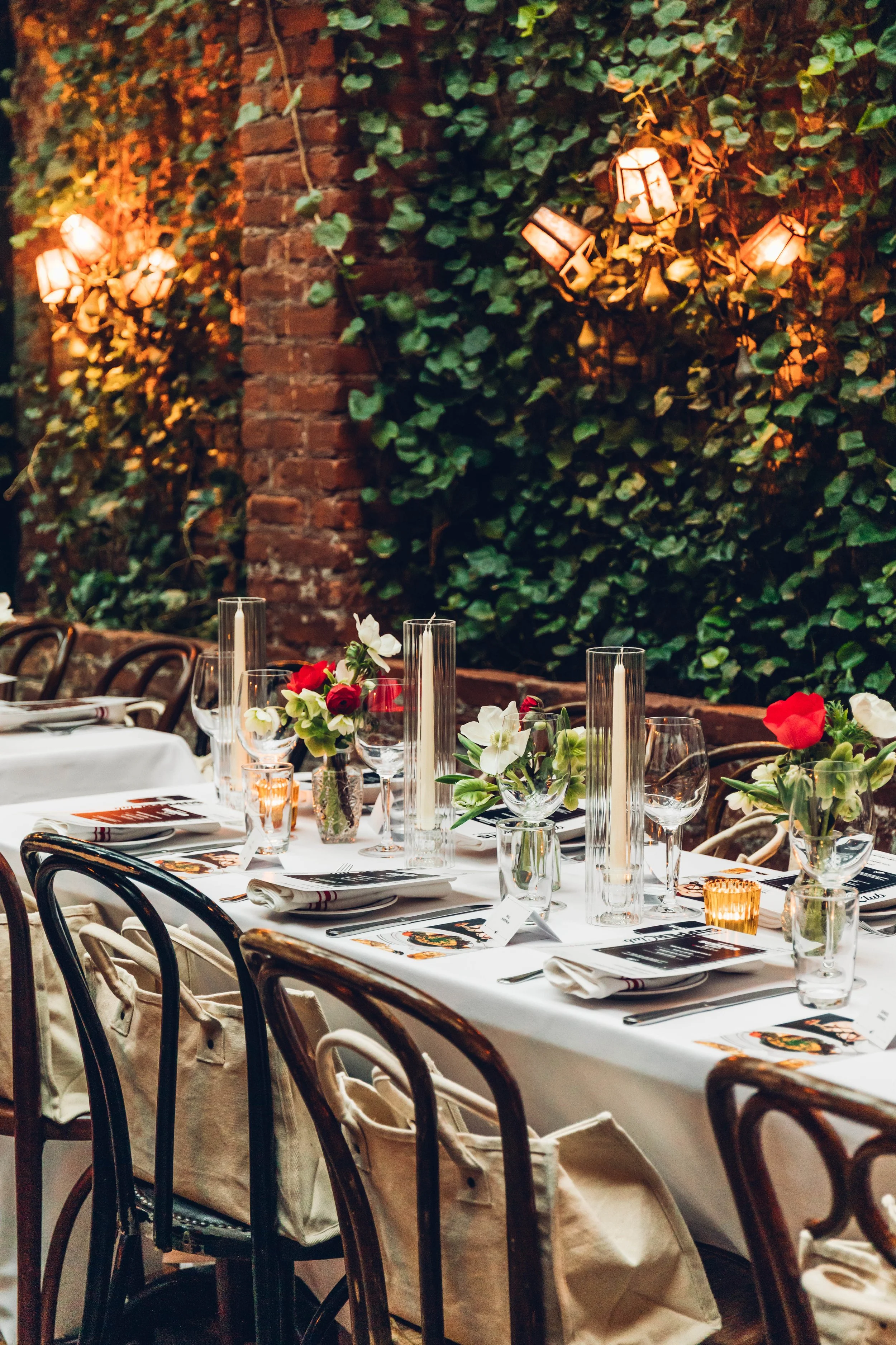 NYC_SupperClub_MeetCutes_WaverlyInn_EmilySchindler_018.jpg