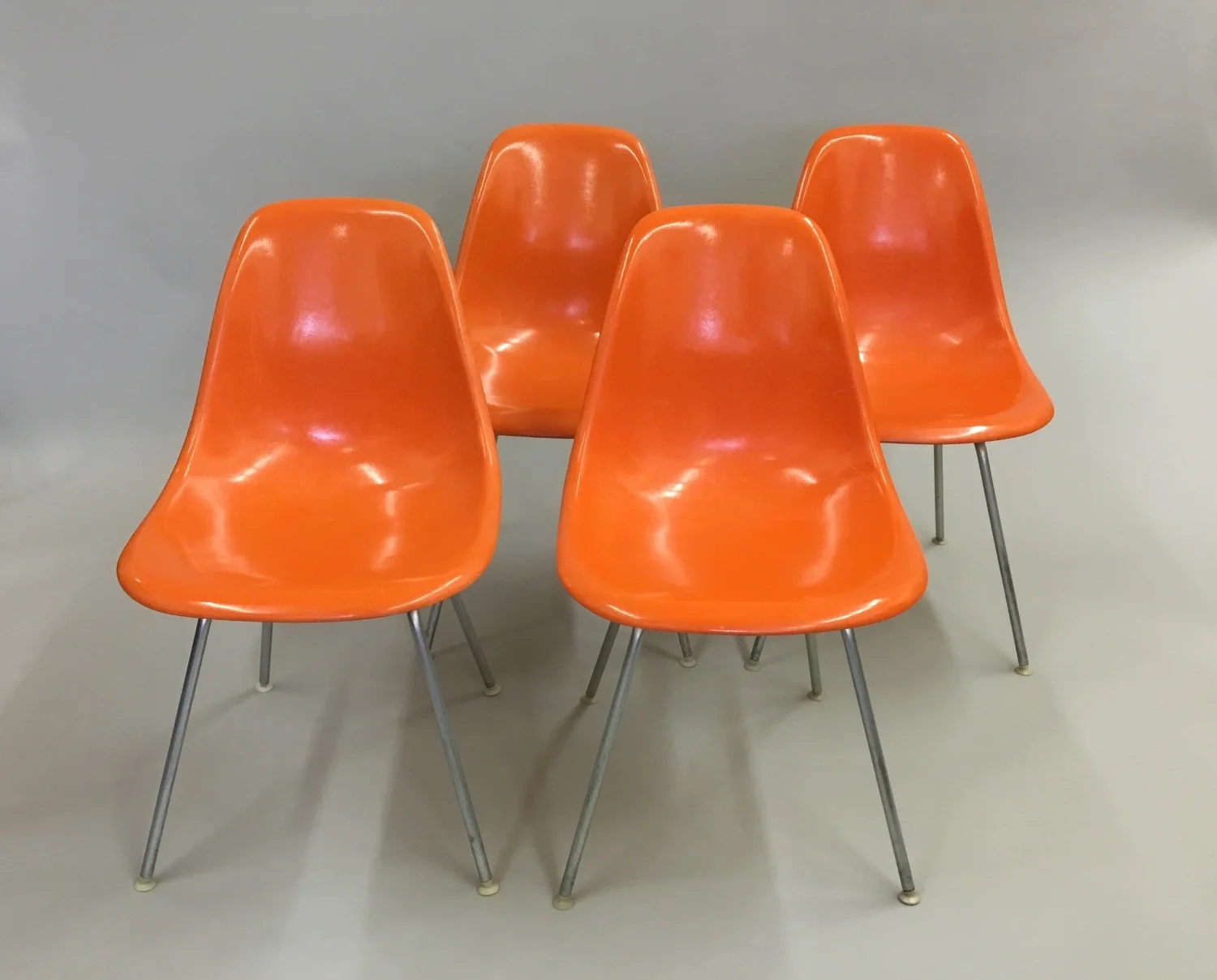 EamesShellChairs3.JPG