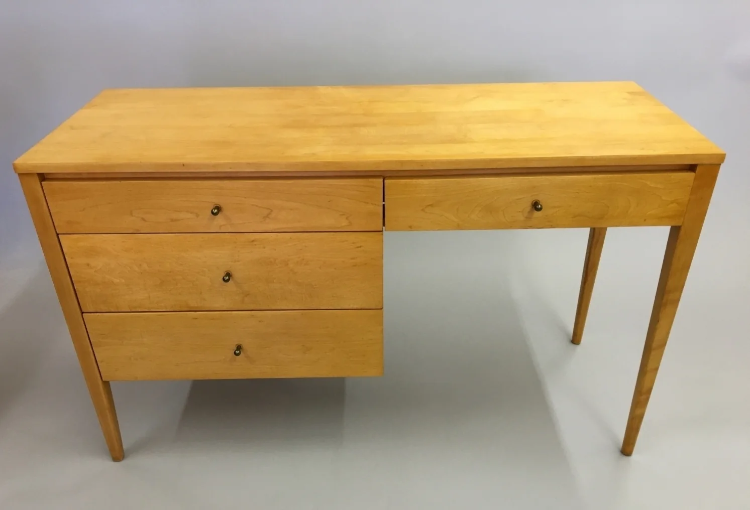 paulmccobbdesk.JPG