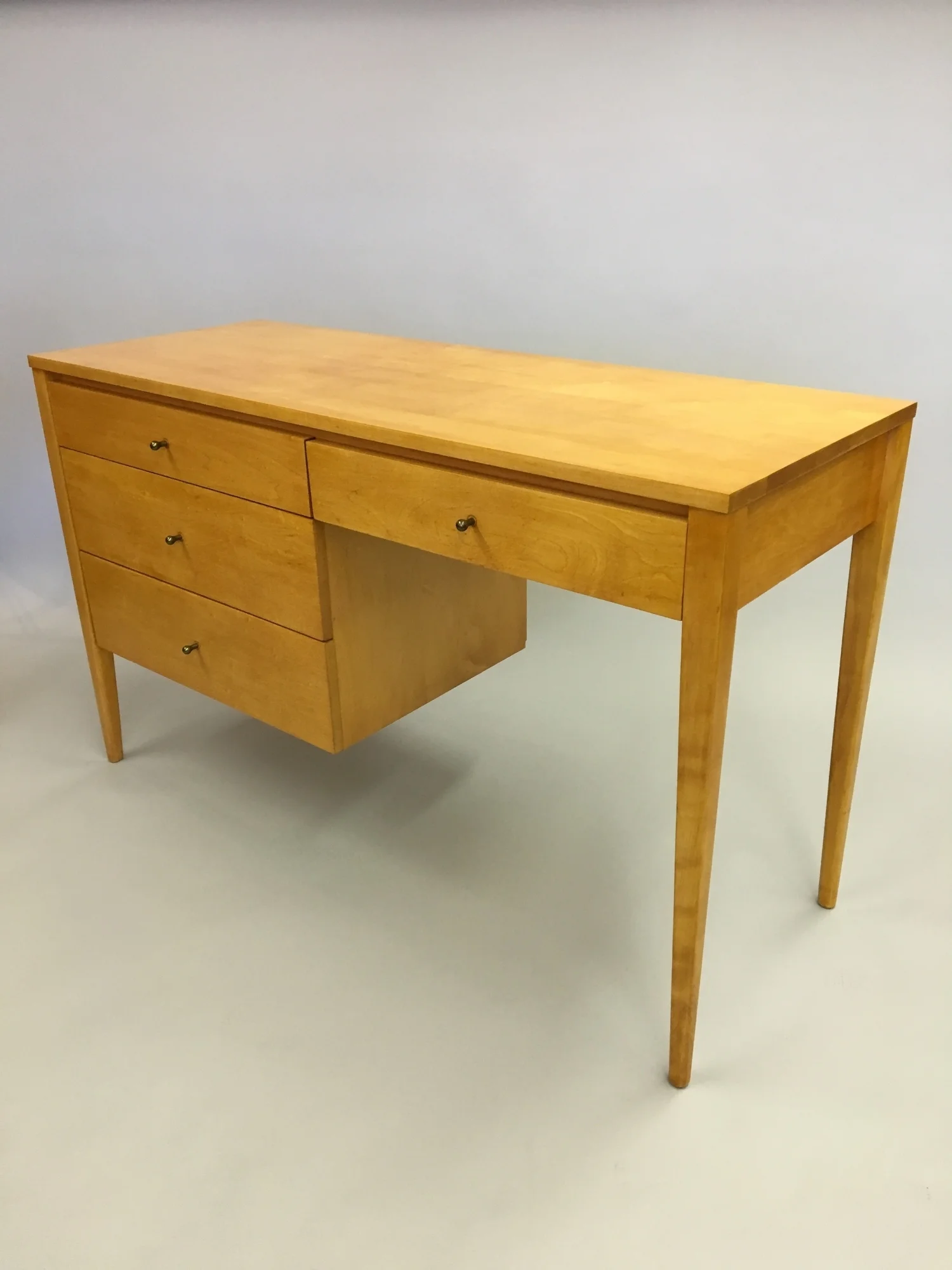 paulmccobbdesk1.JPG
