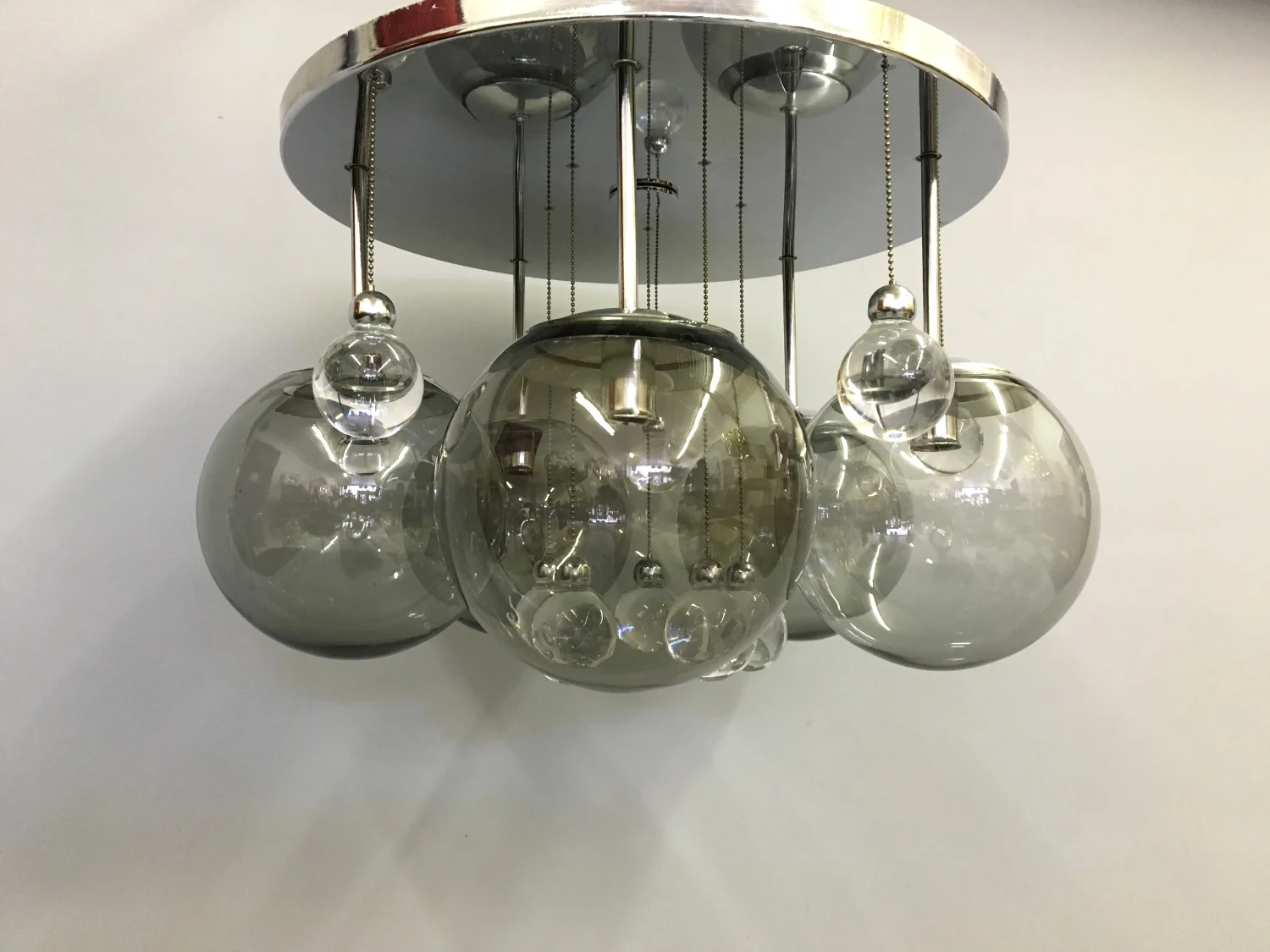 chandelier3.JPG