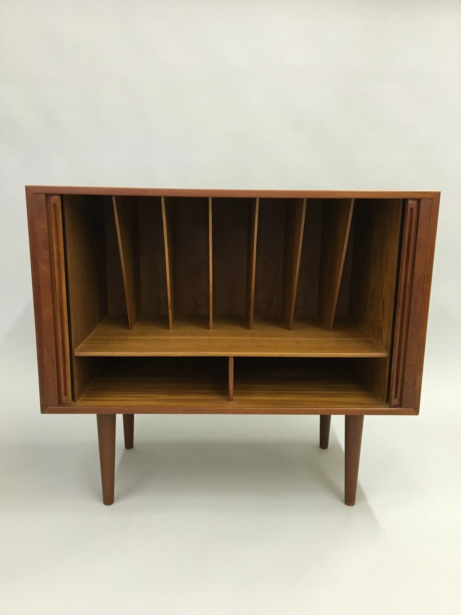 recordcab3.JPG