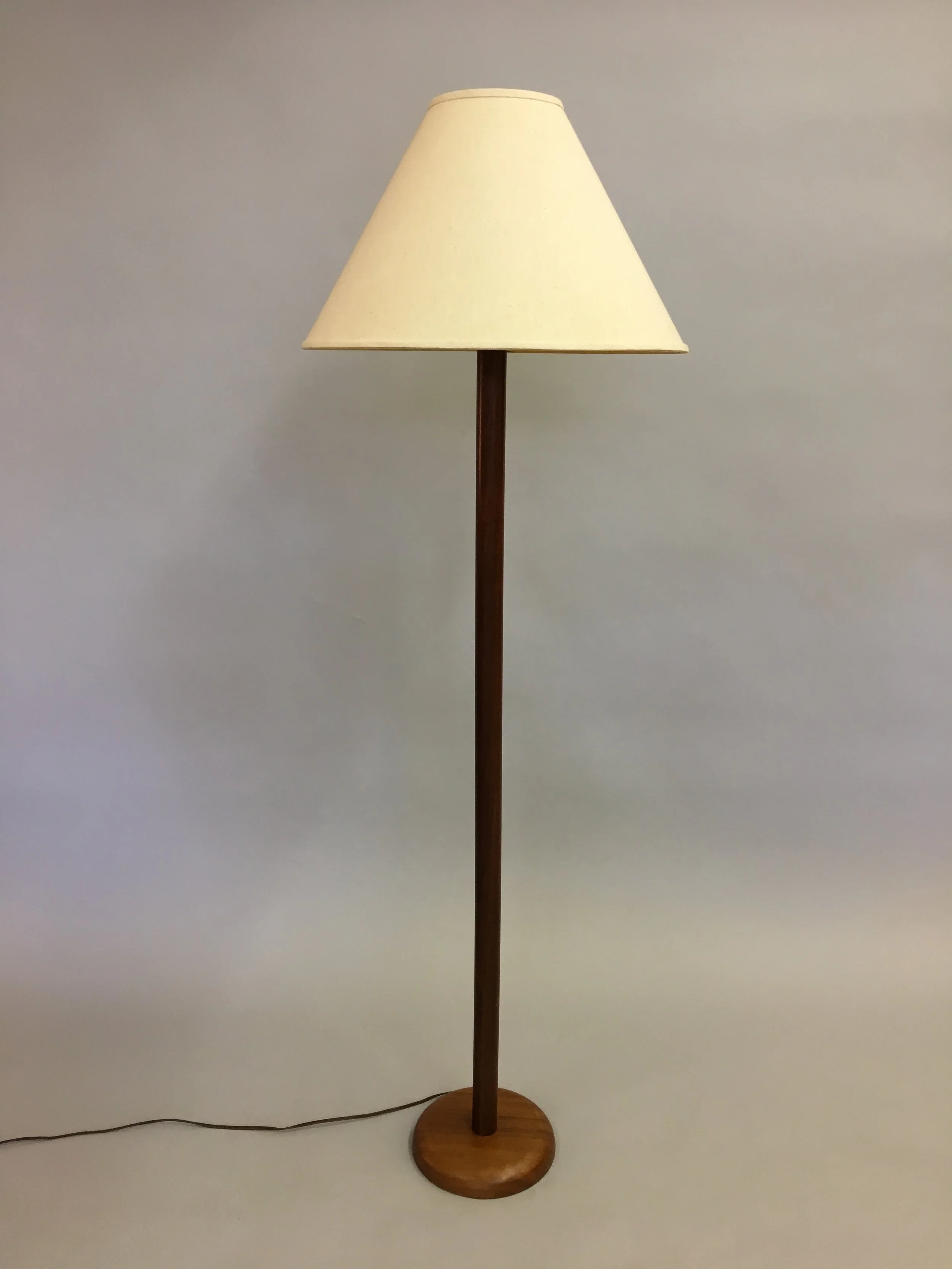 teakfloorlamp1.JPG