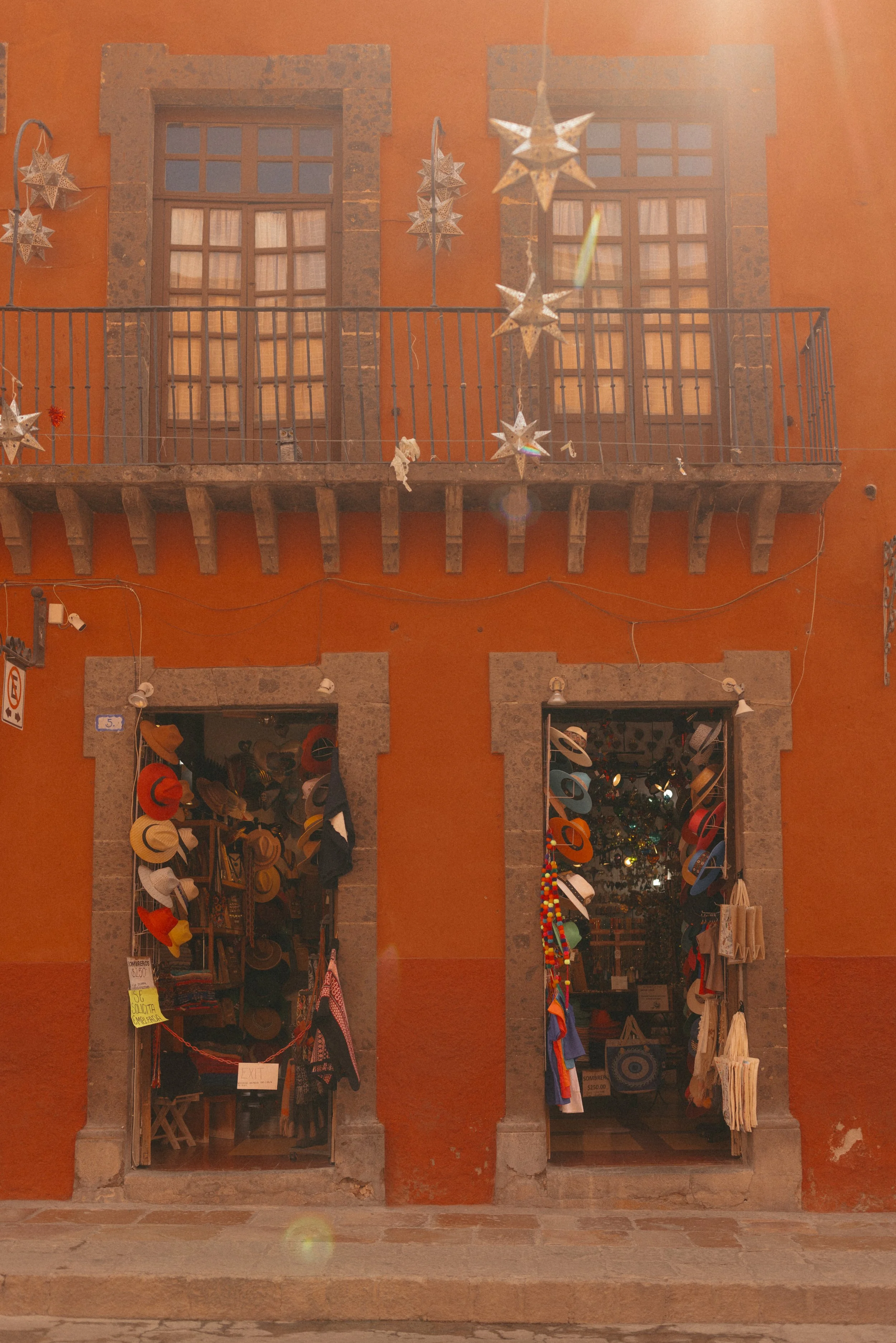 kaylyn-west-vancouver-bc-brand-photographer-nurture-your-nature-retreat-sagrada-san-miguel-de-allende-mexico-aleysha-derksen-arinn-ryan-592.jpg