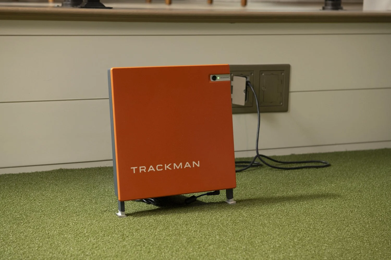 jason-kamps-gloucester-trackman-golf-simulator.jpg
