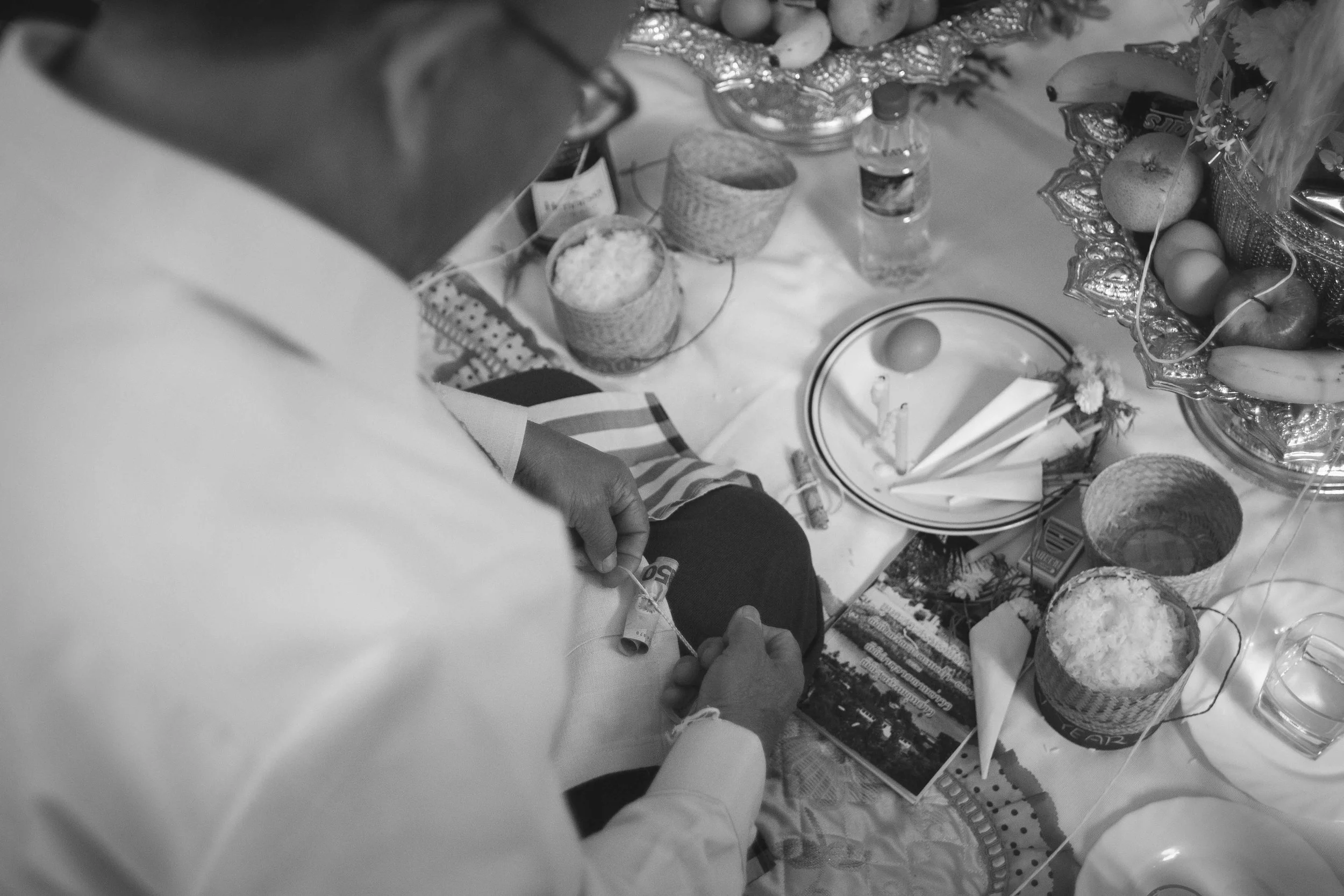 EmmaArnieWedding_bw00138.jpg