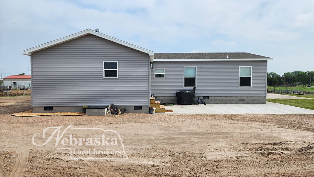 Prairie Zephyr exterior house pics 5.25 (3).jpg
