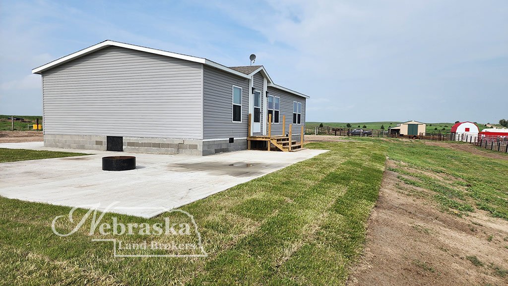 Prairie Zephyr exterior house pics 5.25 (7).jpg