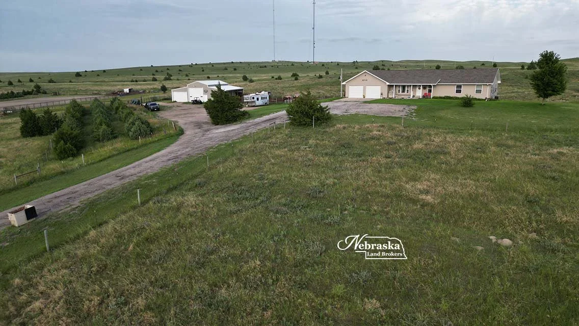 9807 North Twin Lakes Road, North Platte, NE - Horse Acreage For Sale