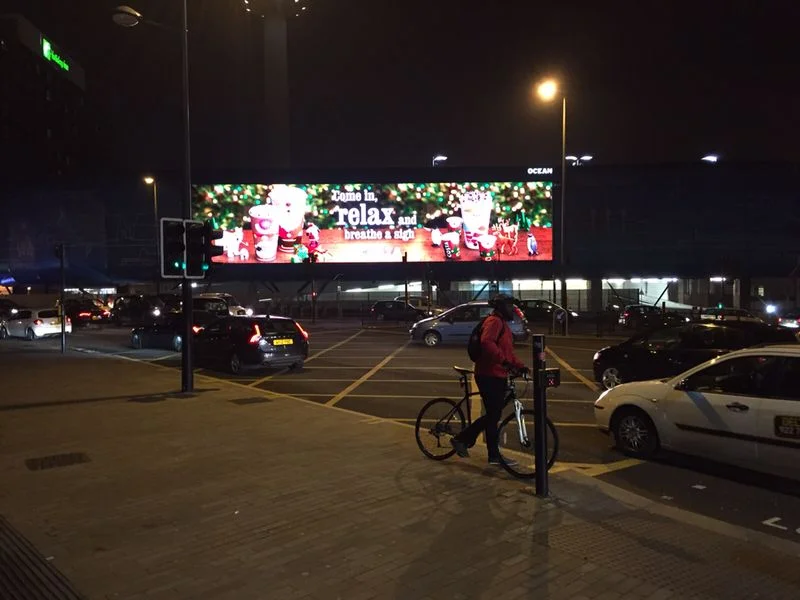 Costa Digital OOH 1.JPG