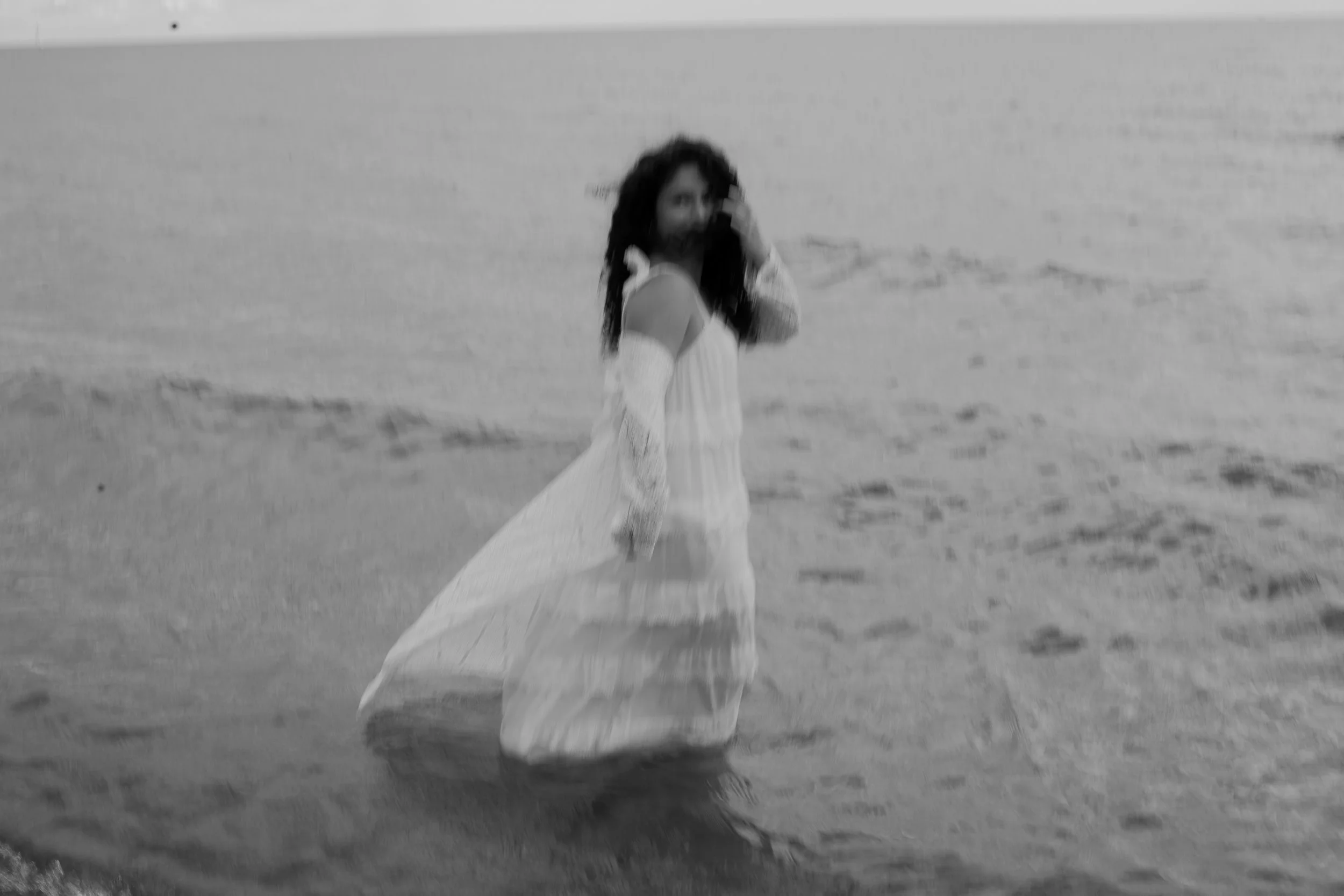 Alessia summer 2025_blackwhite_-28.jpg