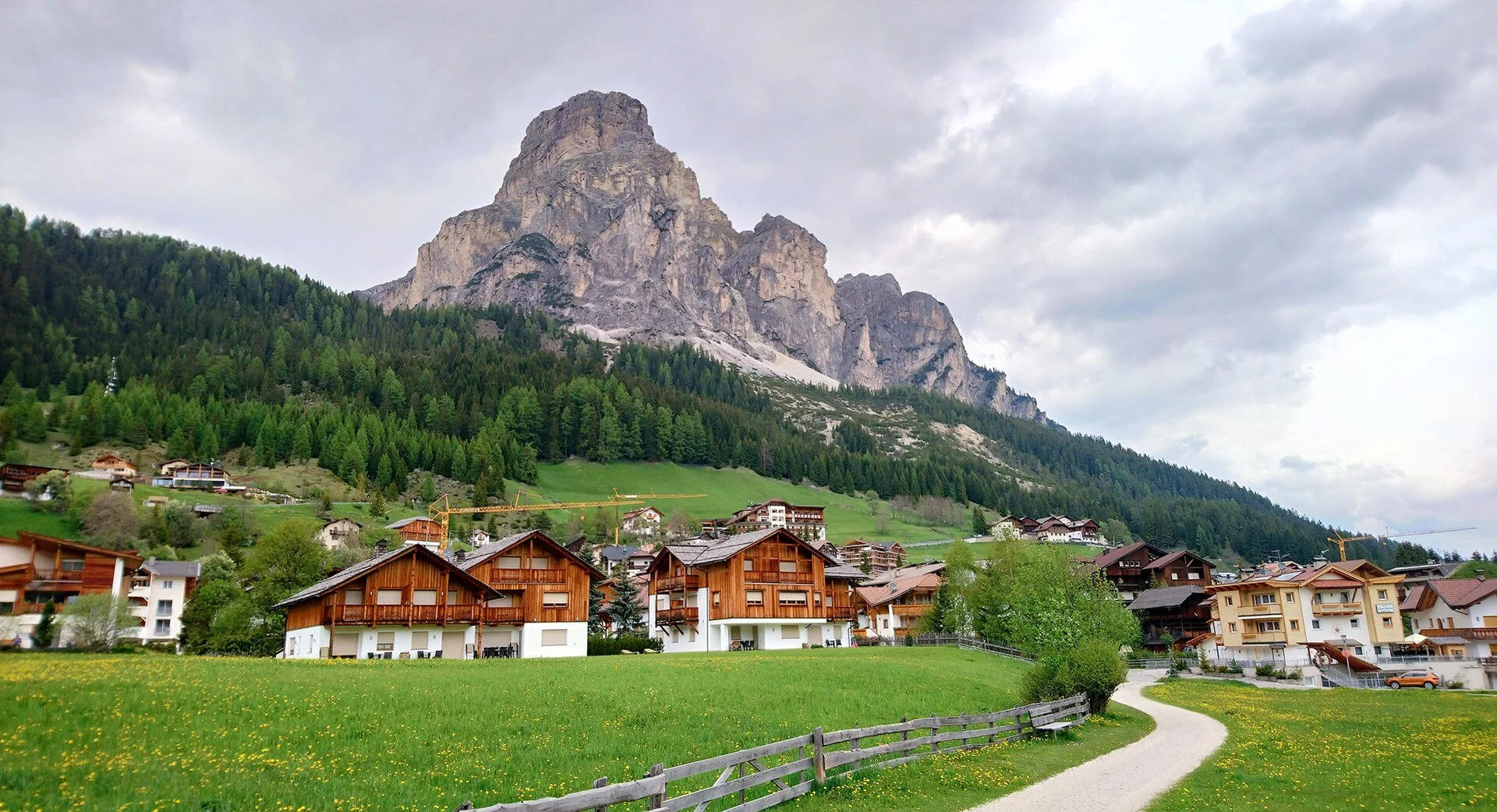 Corvara---Sassongher.jpg