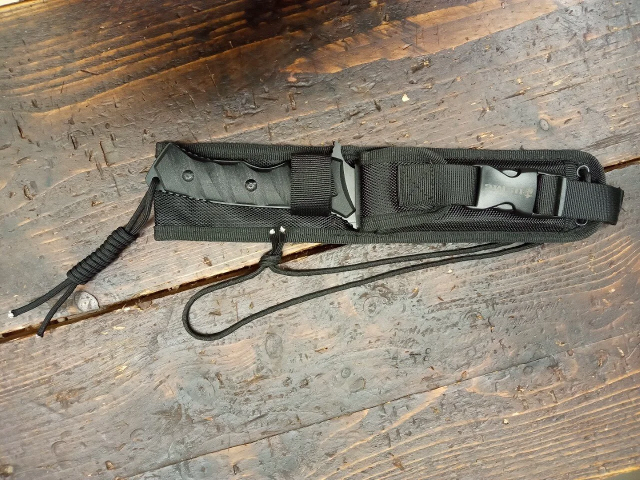 Marine combat knife 1.jpg