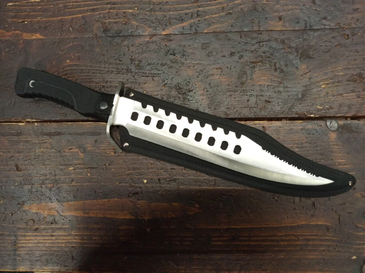 Combat Dagger 3.3.jpg