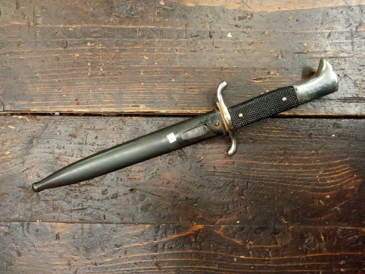 World war 2 firemans knife.jpg