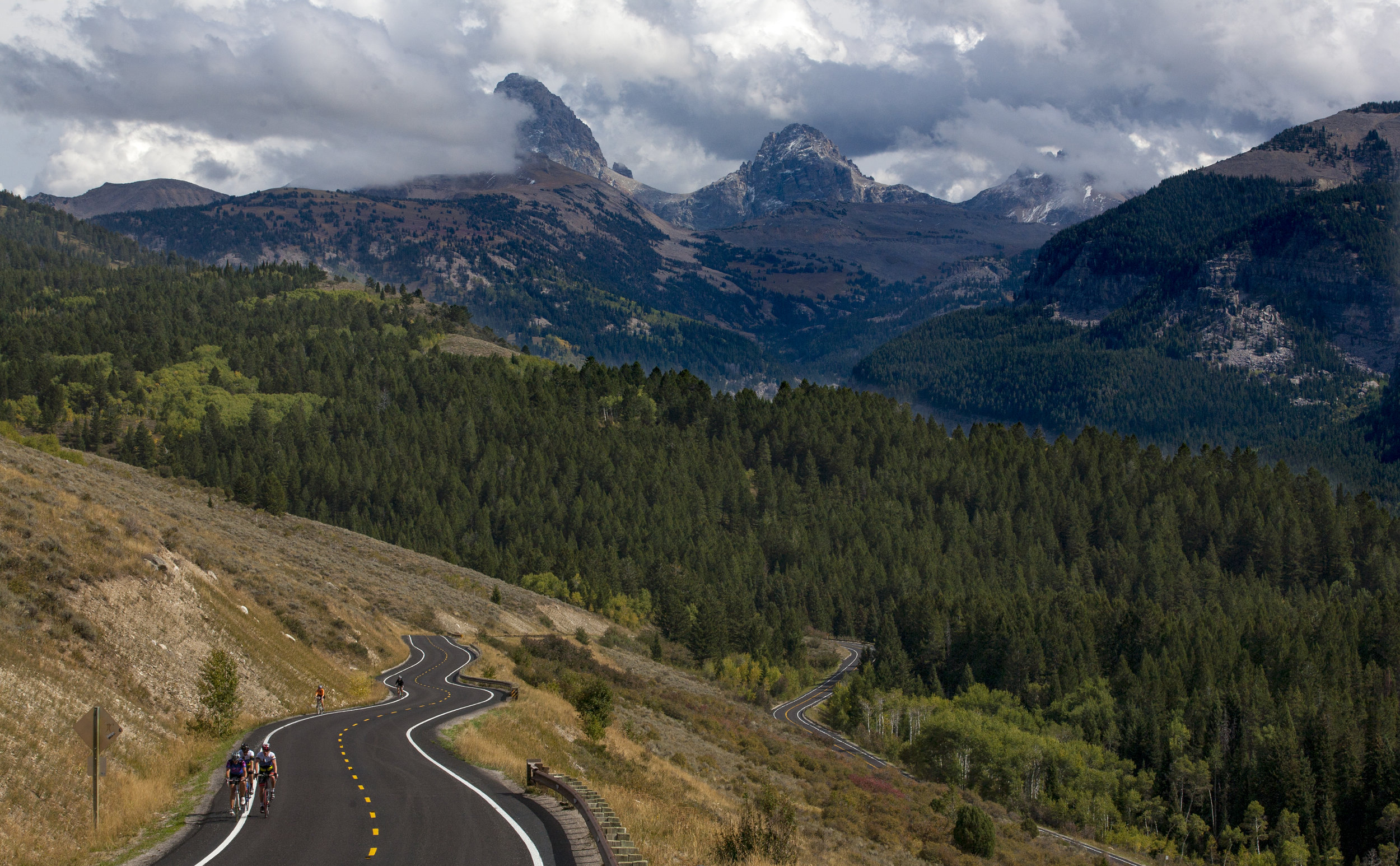 Day 2 is sure to be full of views, with beautiful scenery throughout the day and the full solar eclipse mid-day. Cycle Greater Yellowstone