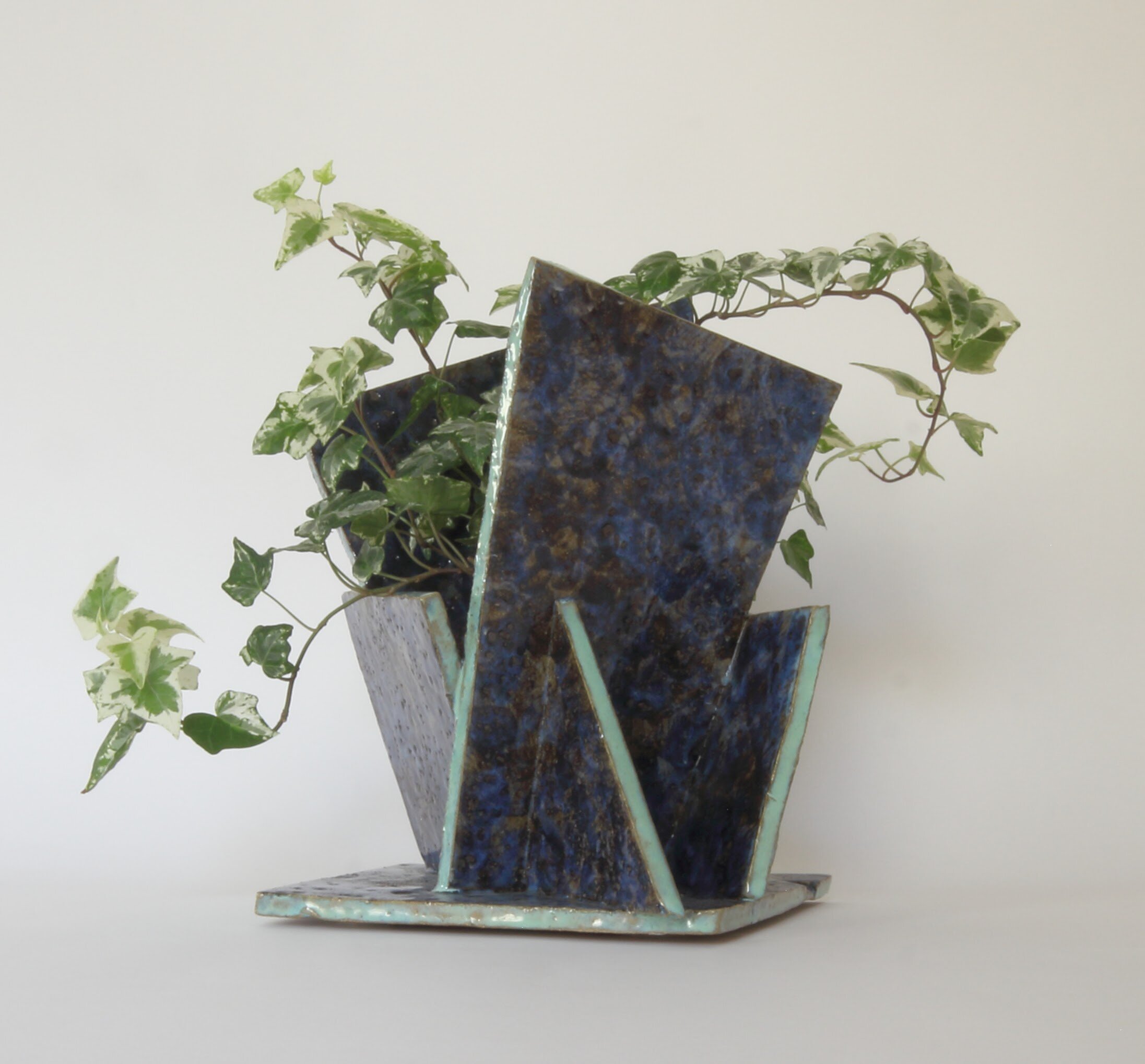square bue ivy0000012.jpg